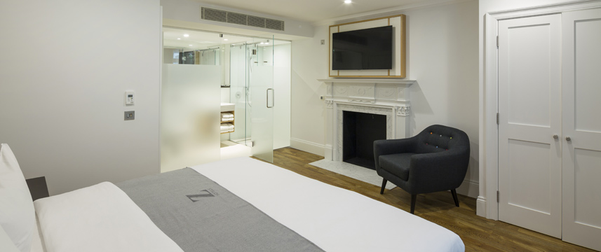 Z at Gloucester Place Club Junior Suite